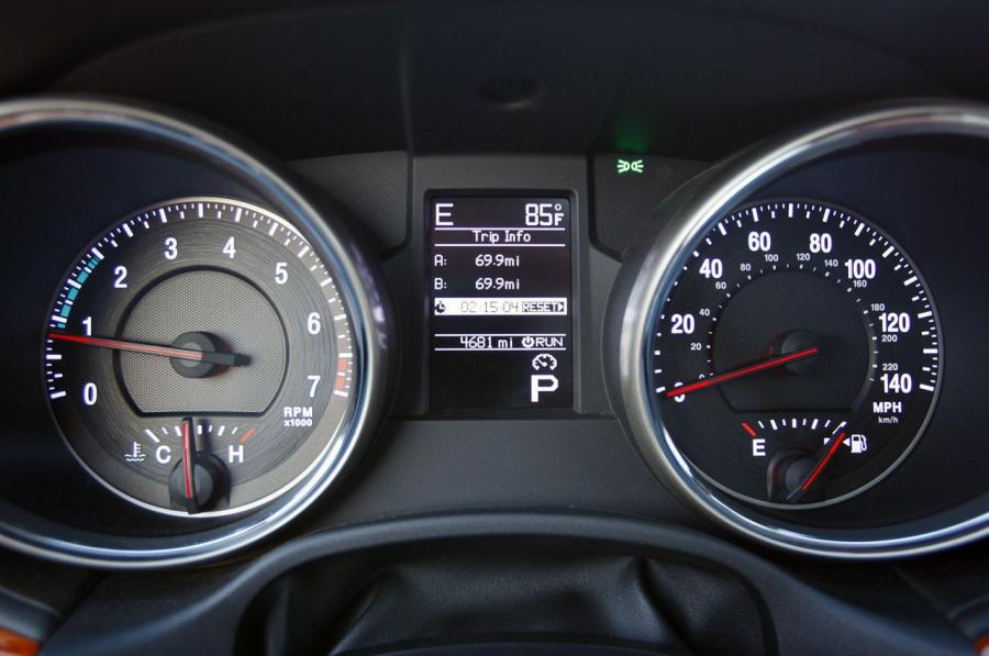  Jeep Grand Cherokee 2011 года  (фото 61 из 91)